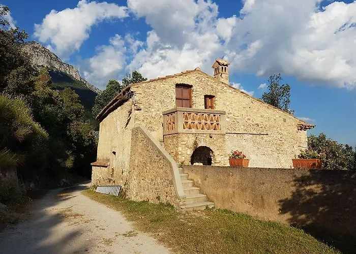 Colloreto Agroturismo *